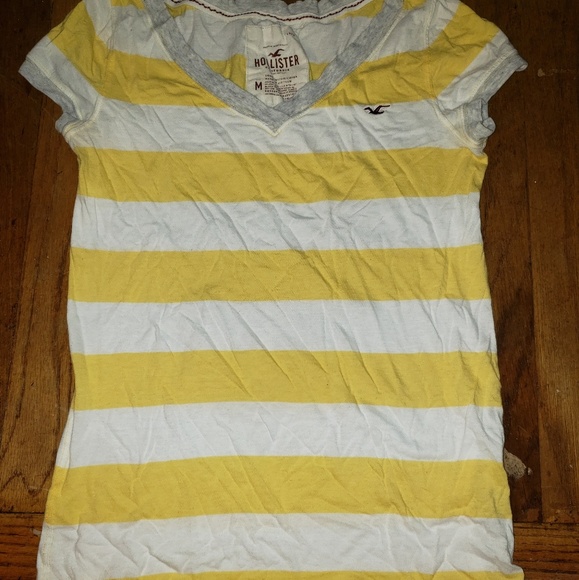 NWT Hollister ss-T - Picture 1 of 4